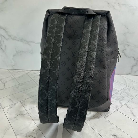 LOUIS VUITTON
LV X YK Monogram Eclipse Reverse Kusama Pumpkin Discovery Backpack - Picture 3 of 9
